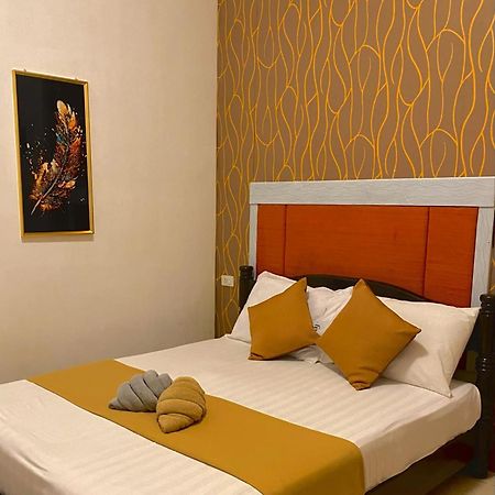 Aj Travellers Inn - Annex Manoc-Manoc Екстериор снимка