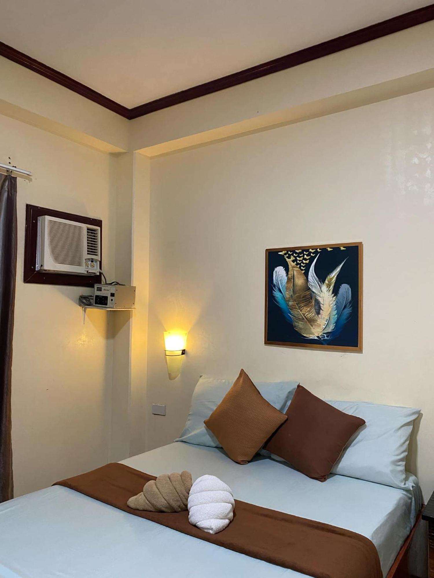 Aj Travellers Inn - Annex Manoc-Manoc Екстериор снимка